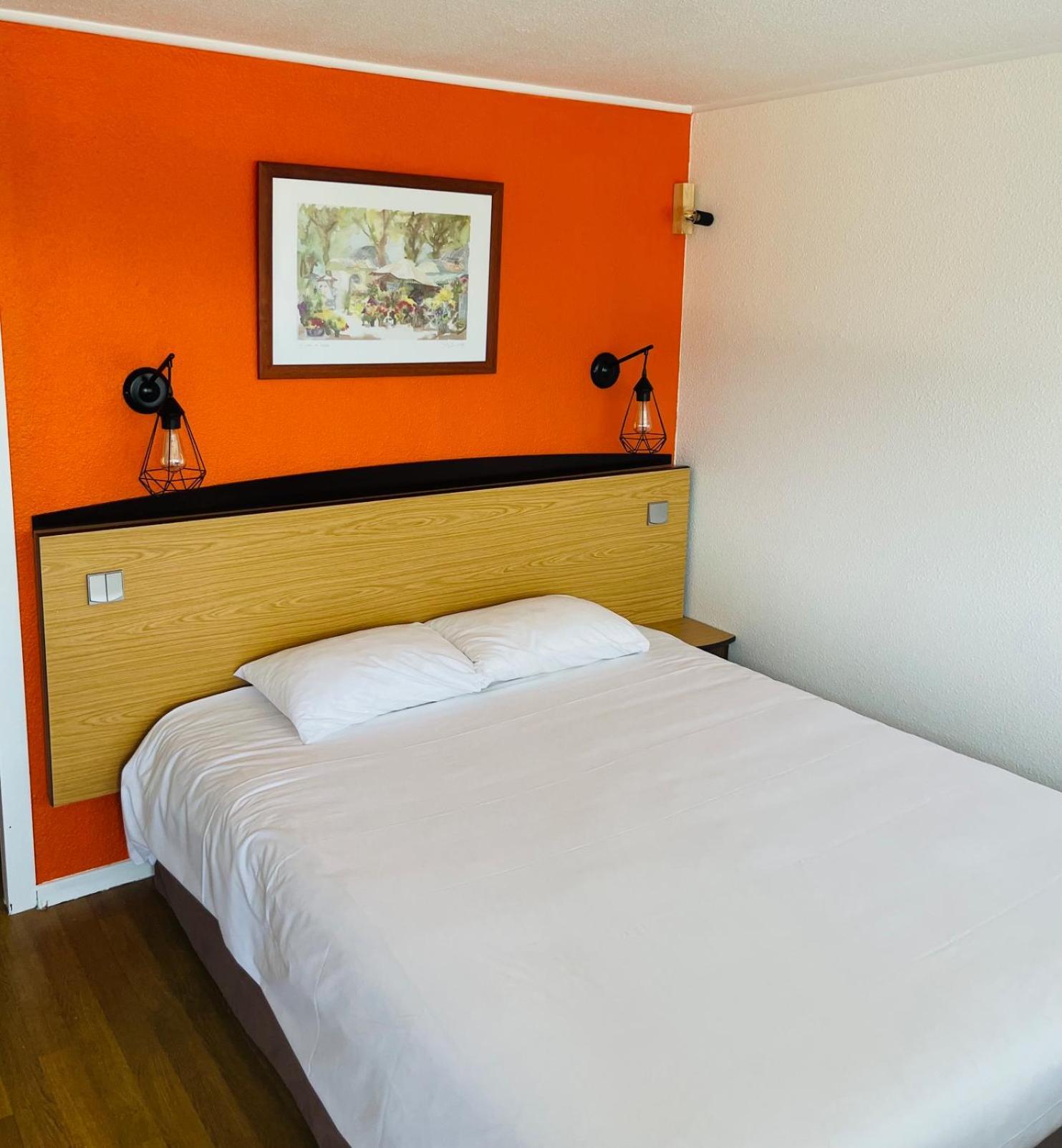 Le 2 By Hotel Akena - La Ferte Bernard Exteriör bild